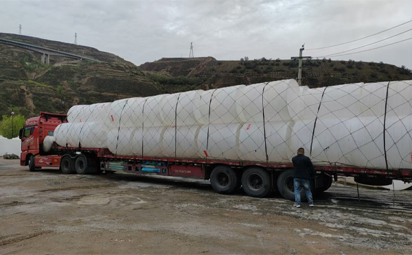 迭部PE吨桶交付中