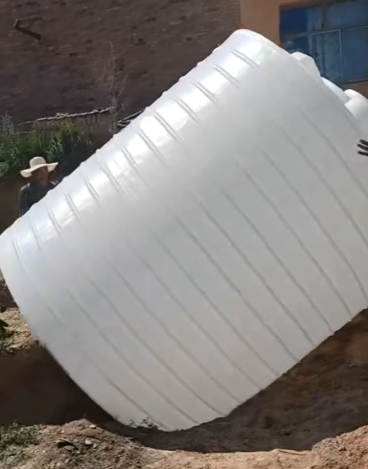 PE迭部塑料大桶批量交付案例：满足多行业储运需求的可靠容器方案